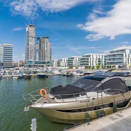 Apartament Faltom 20 Yacht Park Premium Гдыня Экстерьер фото